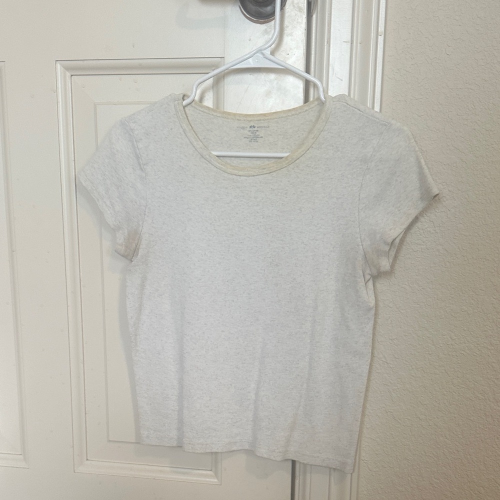 Brandy Melville Cream Short Sleeve T-Shirt